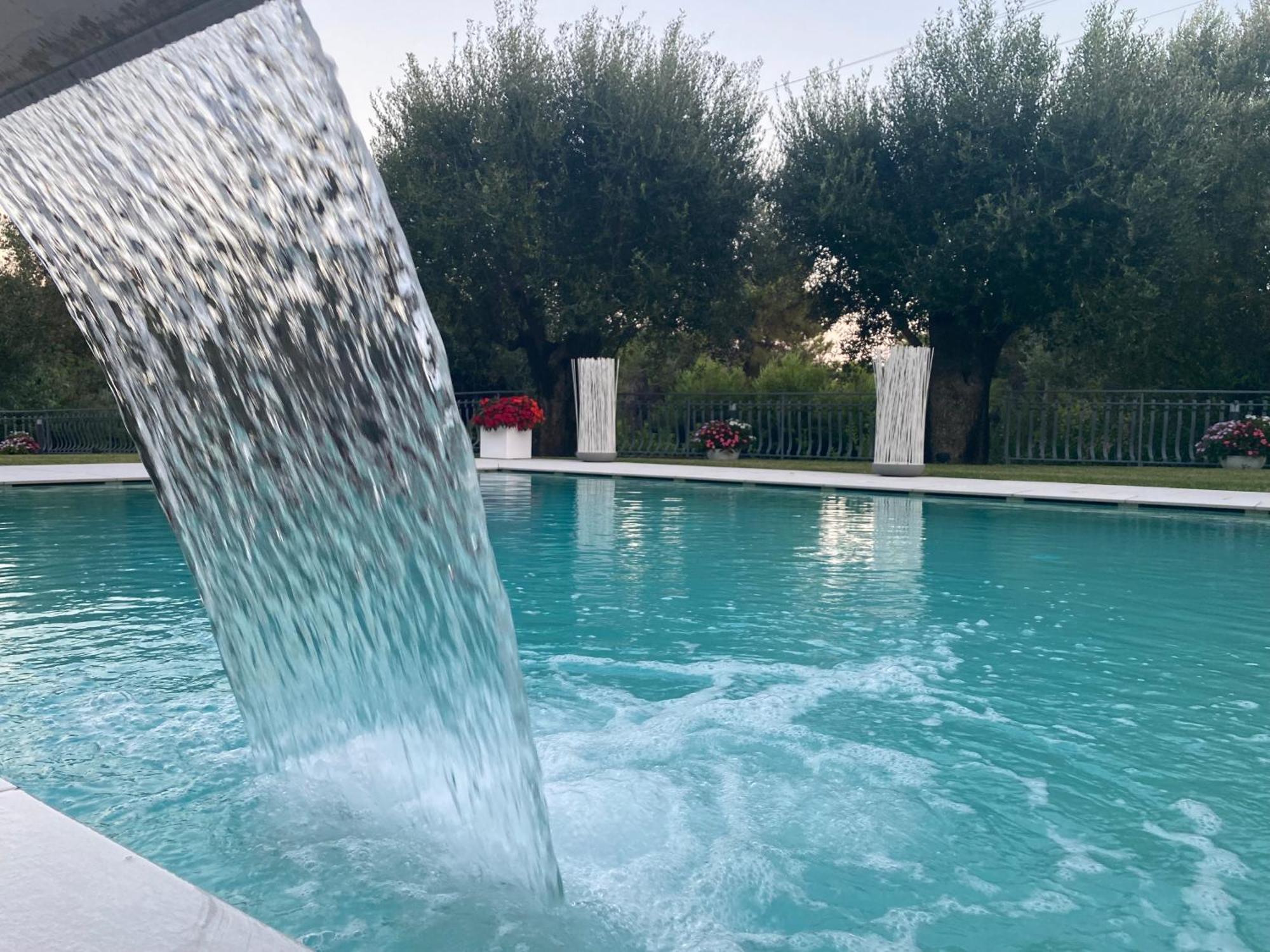 מרינה די קמרוטה Micabalu Luxury Apartment מראה חיצוני תמונה